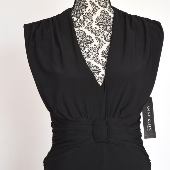 NWT $150. Anne Klein Black Dress with Ruched Waist Size 8 - Picture 3 of 6